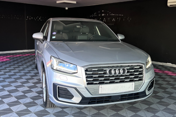 AUDI Q2